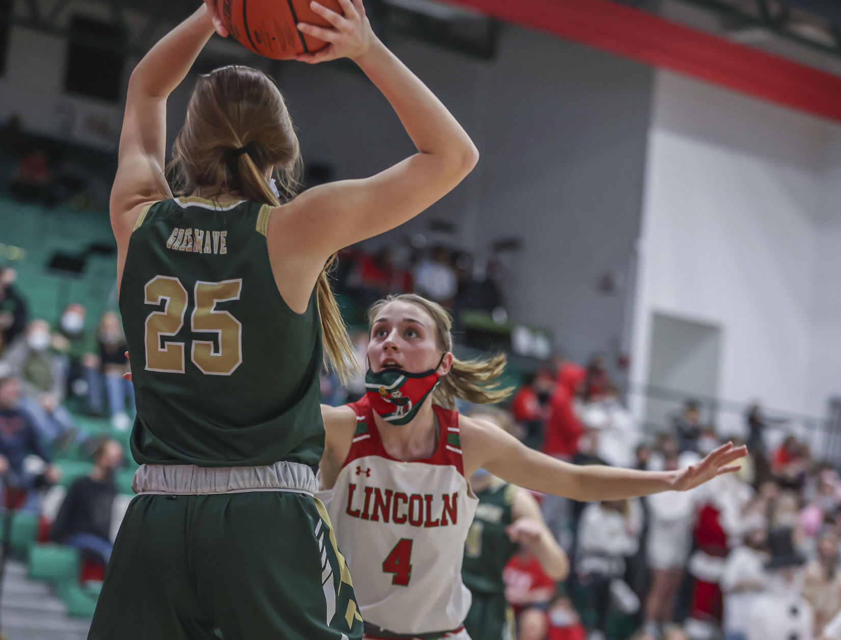 Mattoon girls at Lincoln 14 011422.JPG